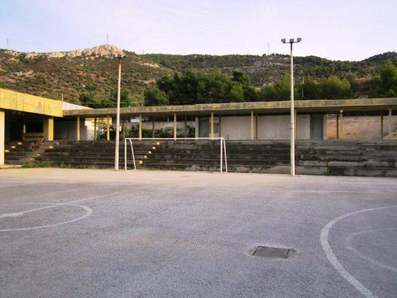 Η ΕΛΙΞ στηρίζει την λειτουργία ιδρυμάτων με εθελοντές