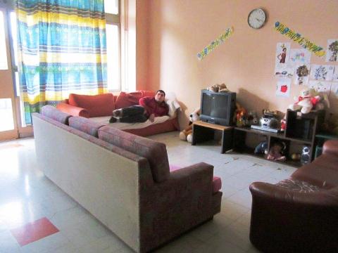 Η ΕΛΙΞ στηρίζει την λειτουργία ιδρυμάτων με εθελοντές